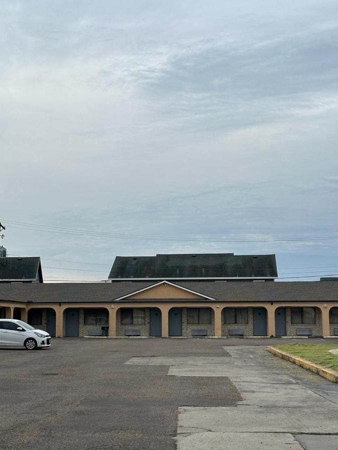 Executive Inn Robstown Esterno foto